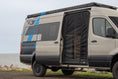 Bild in Galerie-Betrachter laden, MonsterVan | Fliegenschutzgitter Schiebetür für Sprinter