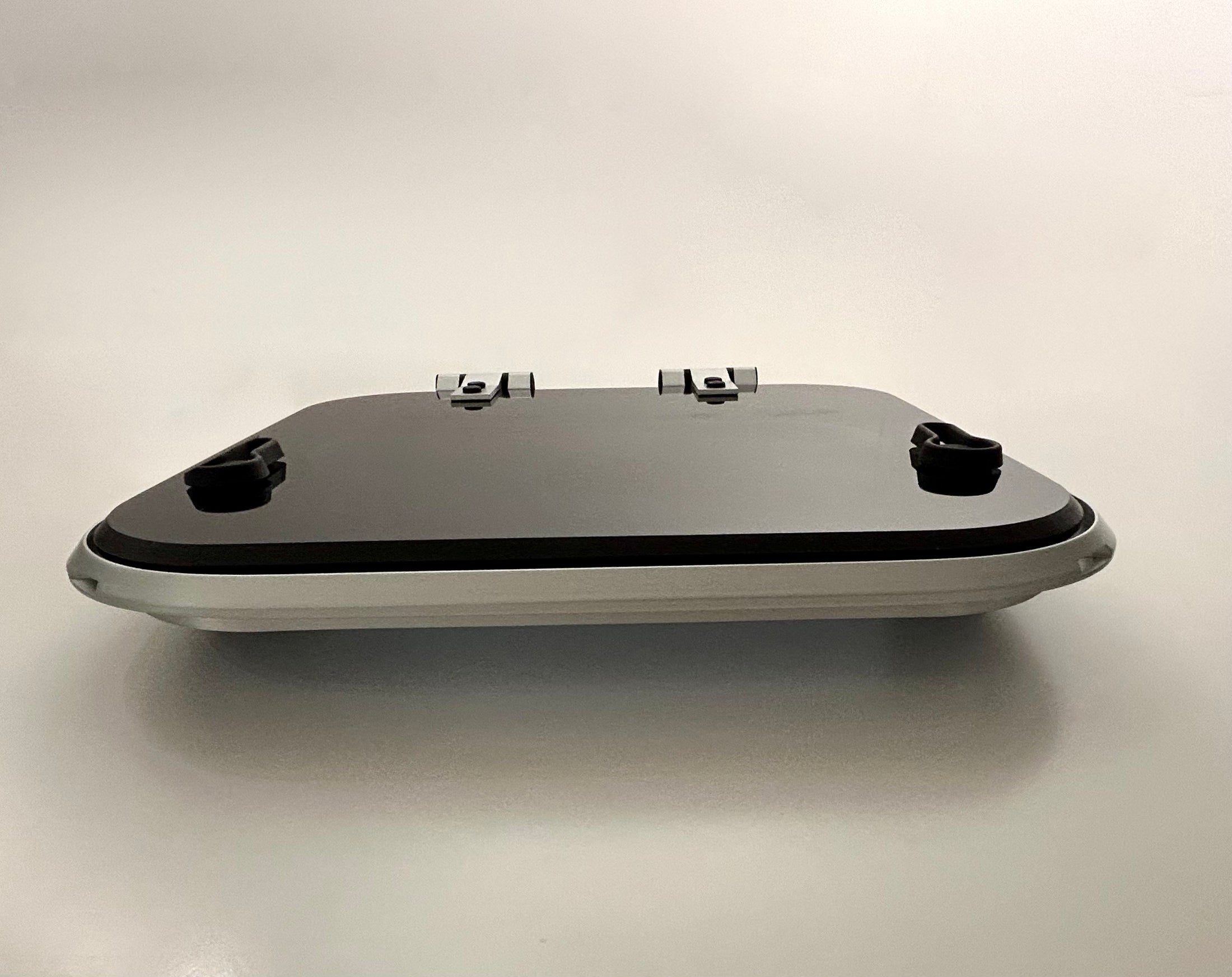 MonsterVan | Dachluke Camper