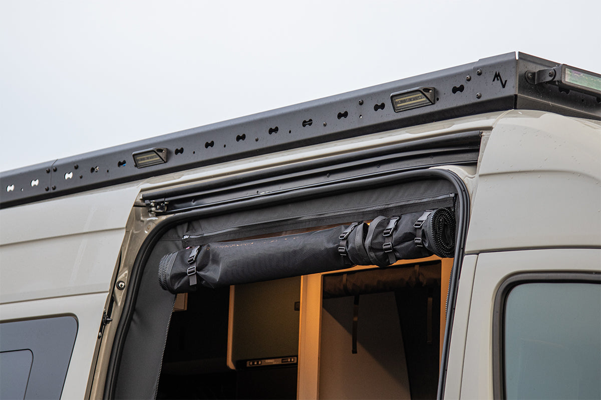 MonsterVan | Fliegenschutzgitter Schiebetür für Sprinter