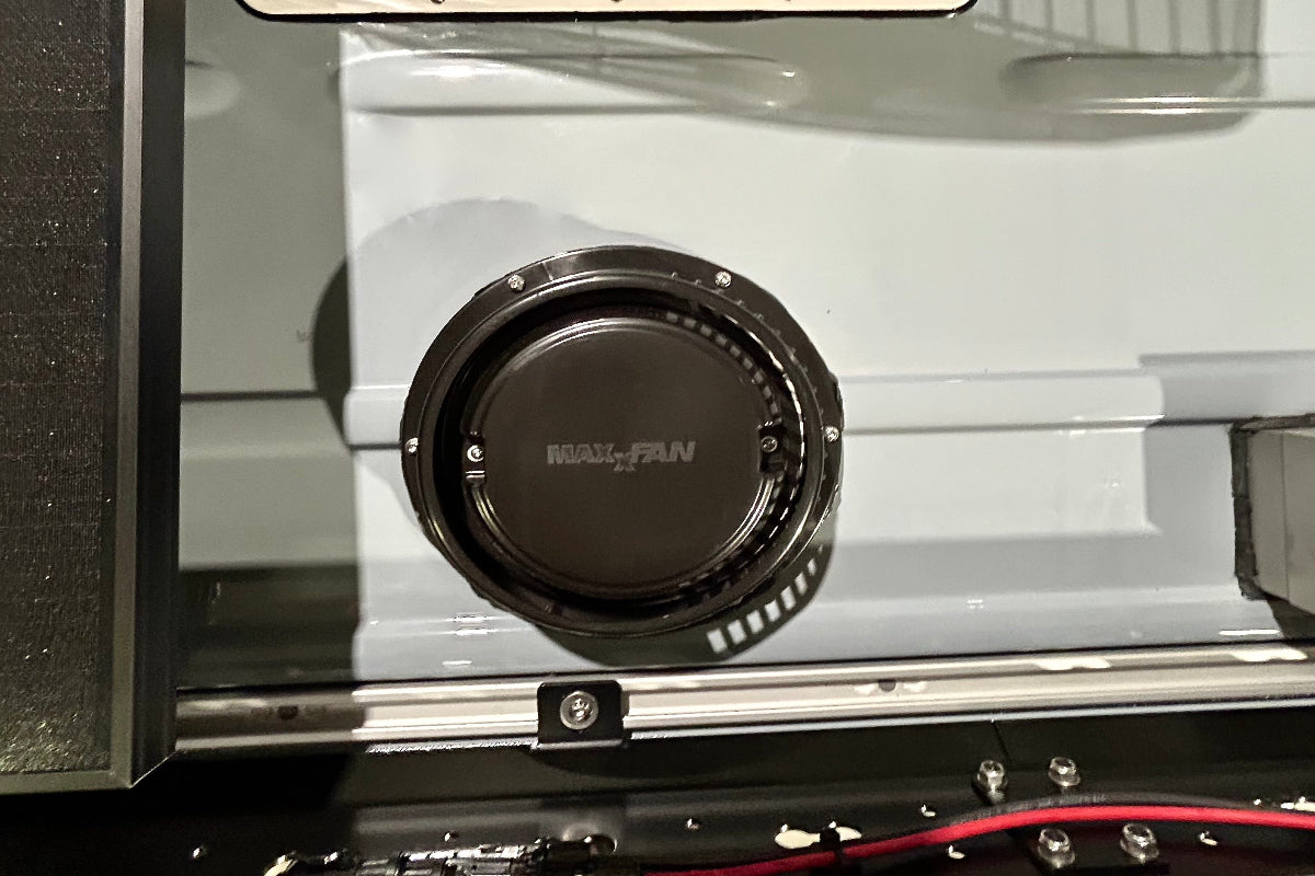 MonsterVan | Maxxair Maxxfan Dome Plus Dachlüfter