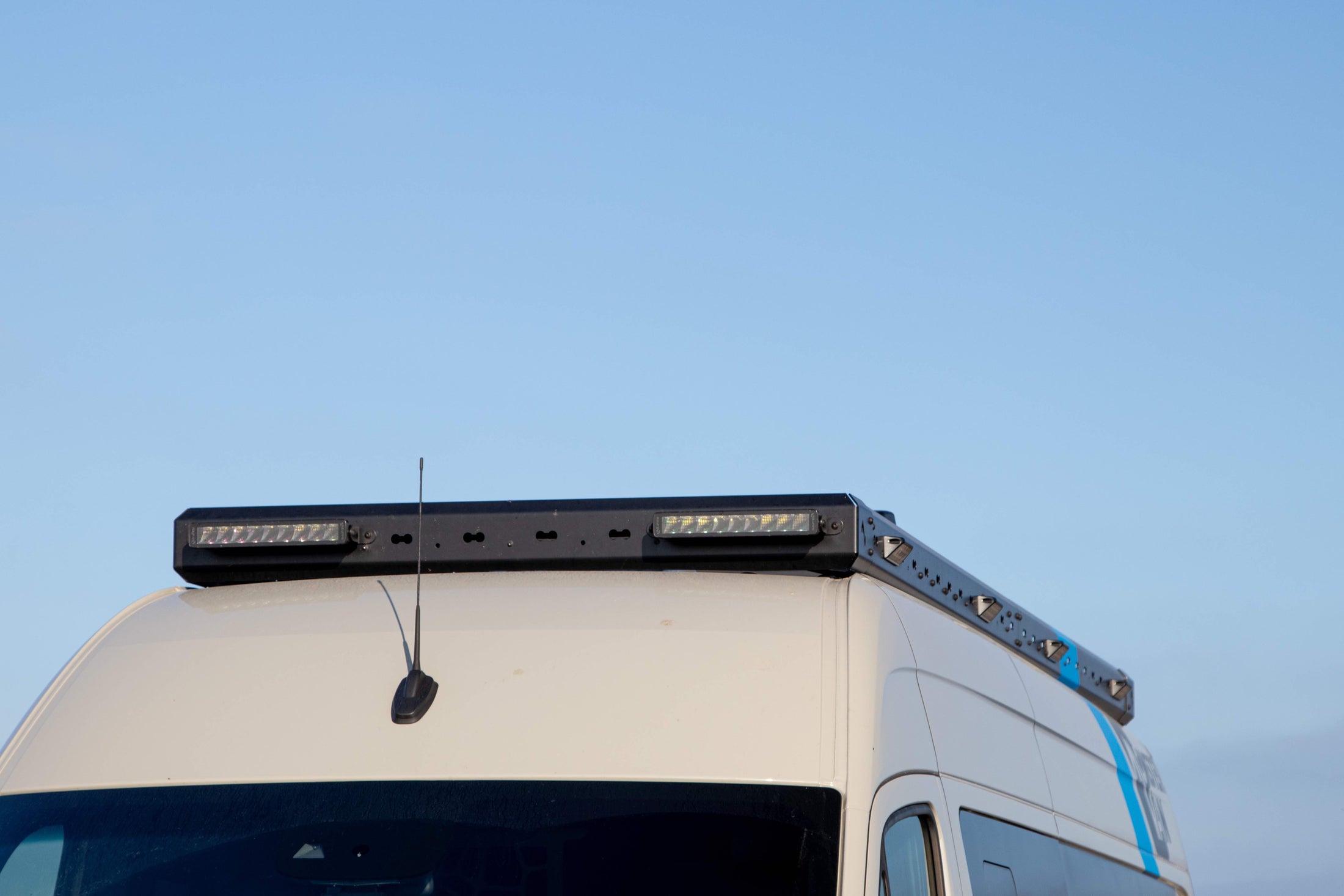 MonsterVan | Dachträger für Mercedes-Benz Sprinter 907