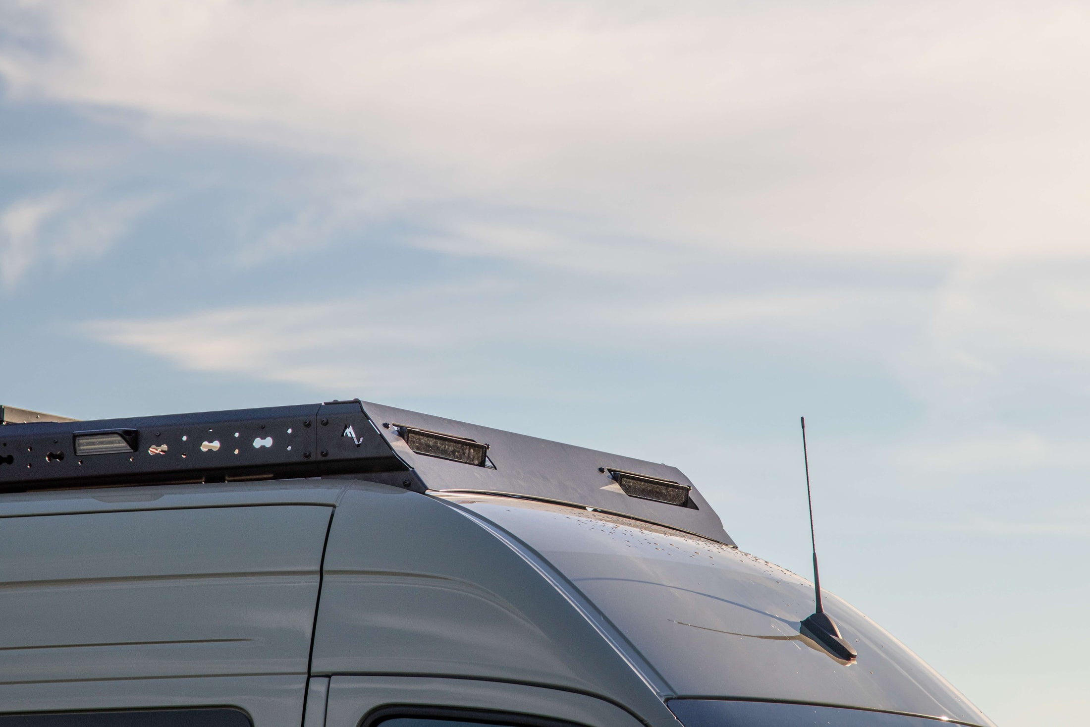 MonsterVan | Dachträger für Mercedes-Benz Sprinter 907